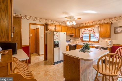 30805 Cypress Ln, Laurel DE  19956-3515 exterior