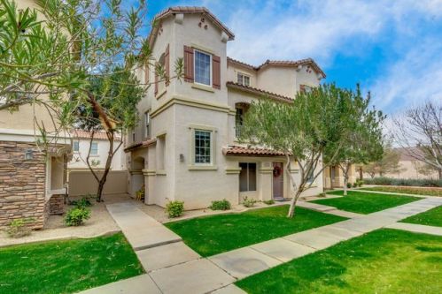 4198 Jasper Dr, Gilbert, AZ 85296-8462