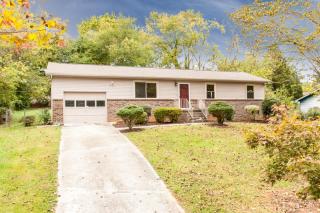 1053 Roswell Rd, Knoxville, TN 37923-1766