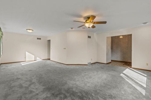 12890 Scarborough Ct, Waukesha WI  53151-6128 exterior