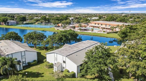 15465 Lakes Of Delray Blvd, Delray Beach FL  33484-4170 exterior