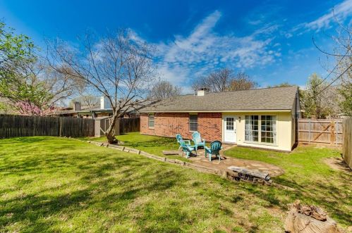 2012 Paisley St, Denton TX  76209-4755 exterior