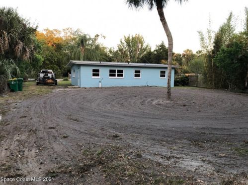 1011 Canal Dr, Cocoa FL  32926-4306 exterior