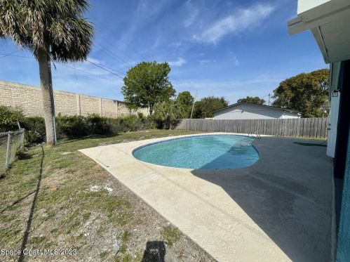 531 A Ln, Cocoa FL 32926-4108 exterior