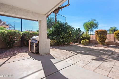30556 Sun Ray Dr, San Tan Valley AZ  85143 exterior