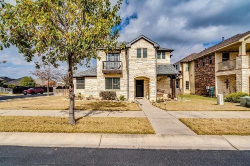 226 Sycamore St, Georgetown TX  78633-1807 exterior