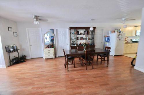 4010 Gdn Ave, West Palm Beach FL  33405-2578 exterior