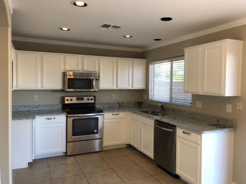 15310 Evans Dr, Sun City, AZ 85379-7052