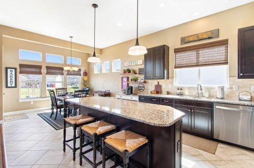 5006 Keefer Ln, Darbydale OH  43123-7934 exterior