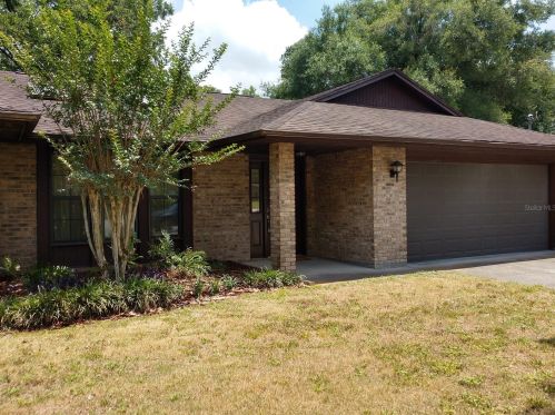 760 Oak Ter, Orange City, FL 32763-3431