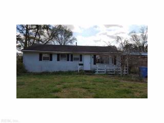 4100 Shawnee Rd, Chesapeake VA  23325-2416 exterior