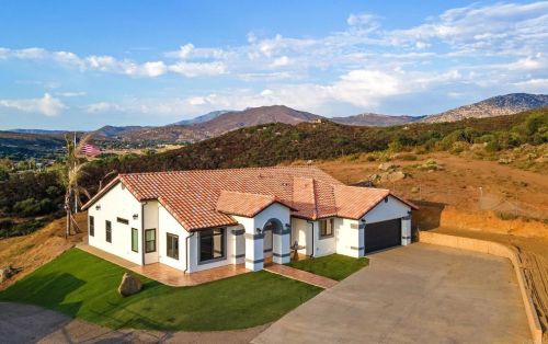 4539 Alpine, Alpine CA  91901-2110 exterior