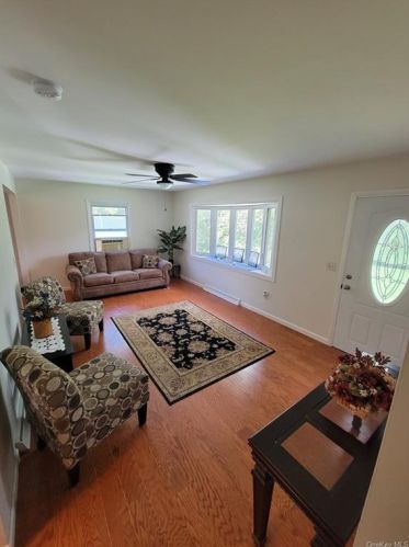 26 Tower Hill Dr, Washingtonville NY  10992-1009 exterior