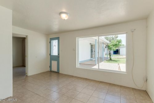 4333 17 Ave, Phoenix AZ 85085-6300 exterior