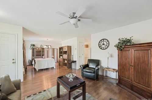 131 Watkins Ave, Middletown NY  10940-4530 exterior