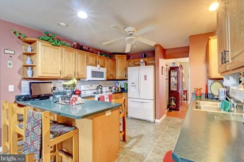 311 Quaker Hill Rd, Magnolia DE  19962-2224 exterior