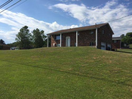 19 Kristi Dr, Bidwell, OH 45614-9266