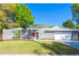 381 White Oak Cir, Maitland, FL 32751-4862