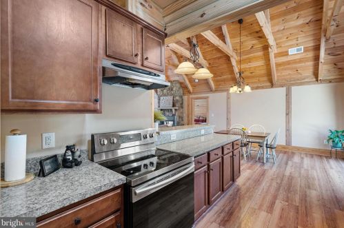 1600 Mercer Rd, Haymarket VA  20169 exterior