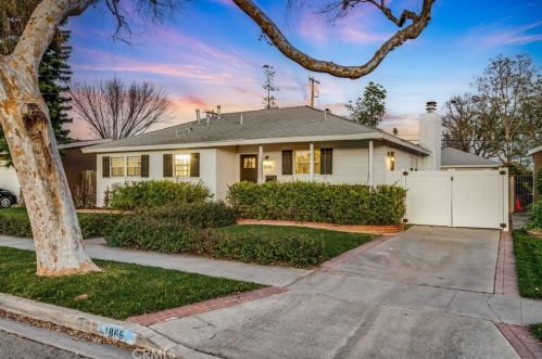1866 Fanwood Ave, Long Beach, CA 90815-4511