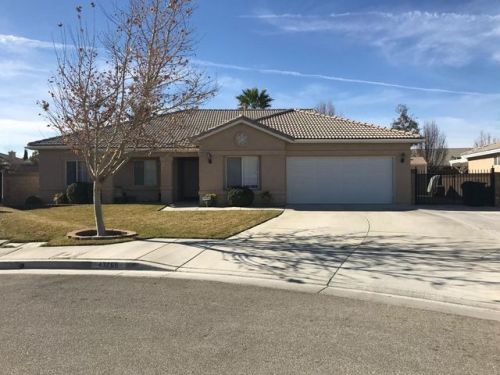 43765 Johns Ct, Lancaster, CA 93536-8207