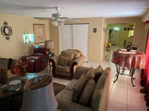 1624 23 Ave, Hollywood FL 33020-1215 exterior