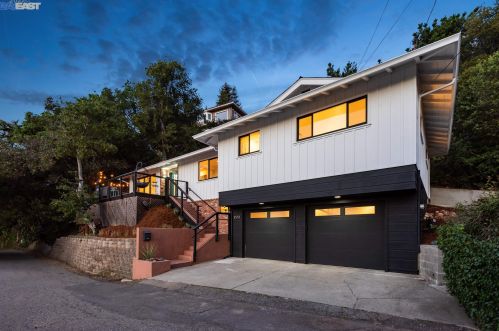 3550 Klamath St, Oakland, CA 94602-4125