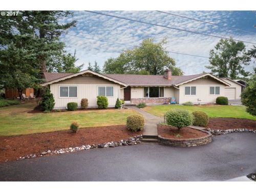 475 Bridge St, Interlachen, OR 97024-2675