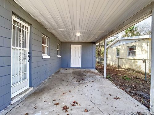 740 Caroline St, Daytona Beach, FL 32114-5134
