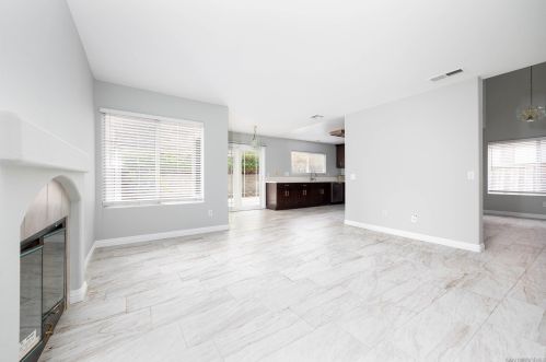 4825 Mahogany Vista Ln, San Diego CA  92102-6053 exterior