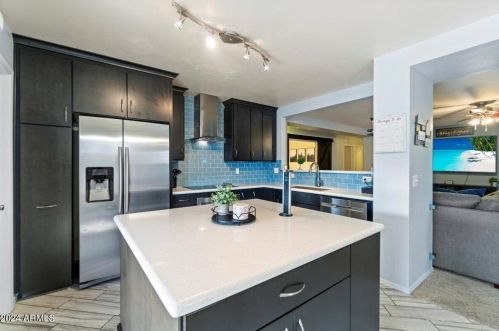 15775 Crocus Dr, Sun City AZ  85379-6247 exterior