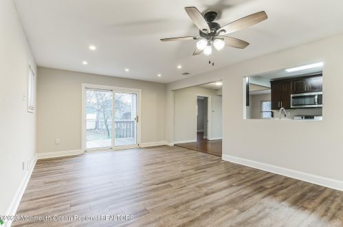 21 Maplewood Dr, Bricktown NJ  08723-3353 exterior