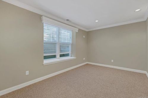 40 Briarbrook Dr, Briarcliff NY  10510-2075 exterior