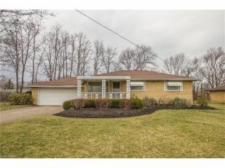 130 Bettie Ln, Brunswick, OH 44212-1415