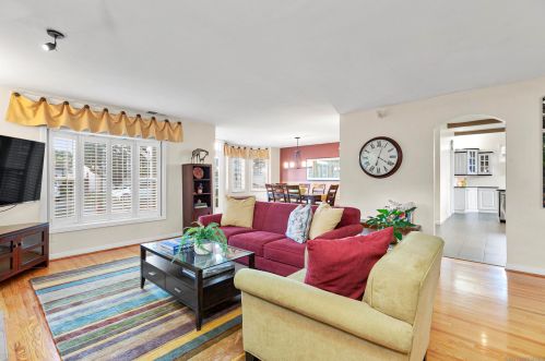 3343 Wisteria Dr, San Diego, CA 92106-1144