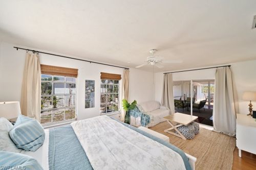 220 Palm Lk Dr, Sanibel FL 33957-5601 exterior