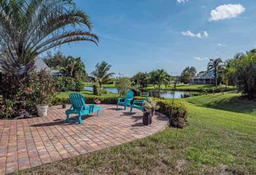6980 29th Ct, Vero Beach, FL 32967-5700