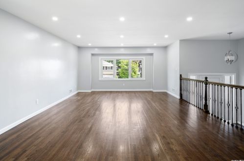 2512 April Ln, North Bellmore NY  11710-5113 exterior