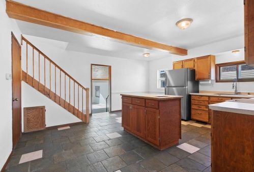 341 Grandview Ave, Menasha WI  54952-2225 exterior