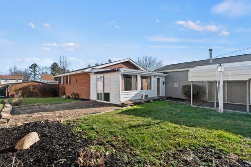 1804 4th St, Beaver Falls PA  exterior