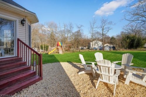 409 Beverwyck Rd, Parsippany NJ  07054-1537 exterior