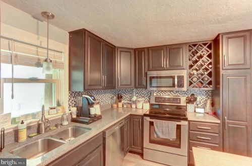 5 Lee St, Hanover PA  17331-1923 exterior