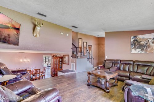 1861 Friars Ct, Titusville, FL 32796-1119