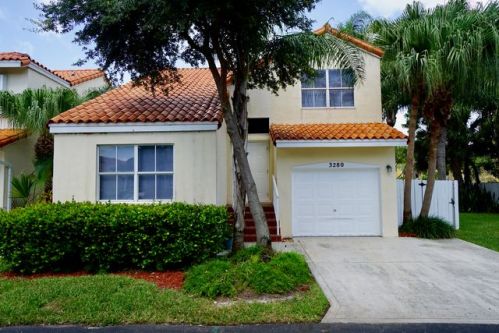 3280 37 Ter, Hollywood FL  33021-2500 exterior