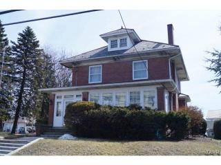 226 21st St, Northampton, PA 18067-1204