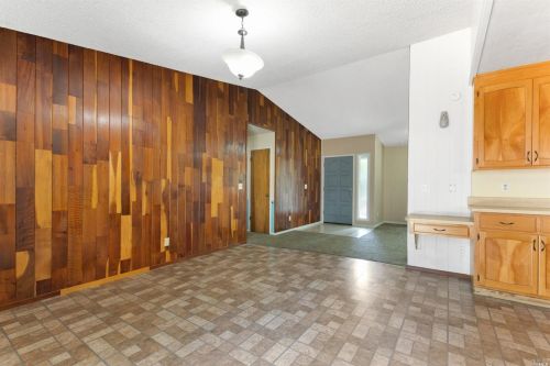 3210 Primrose Dr, Willits CA 95490-8549 exterior