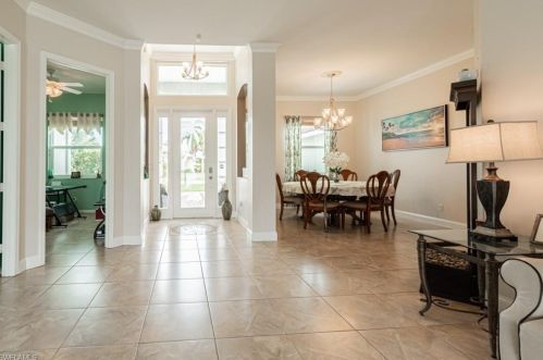 752 Grand Rapids Blvd, Naples, FL 34120-4469