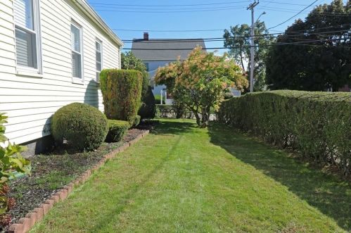 103 Robertson St, Quincy MA 02169-1249 exterior