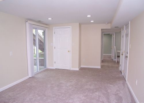 96 Holiday Park Dr, South Setauket NY  11720-1526 exterior