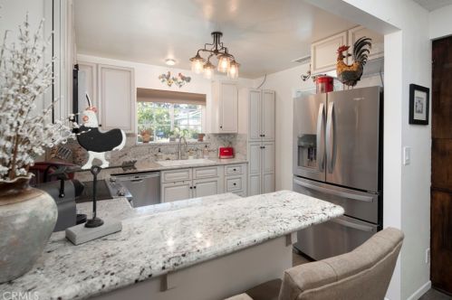 988 Magnolia Dr, Pismo Beach CA  93420-4233 exterior